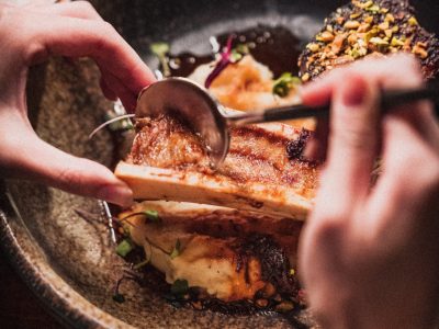 011023_tavern157-256